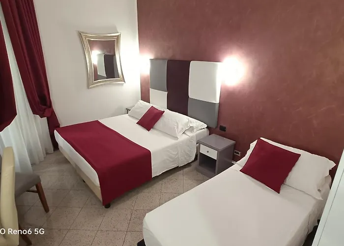 House 4 Mori 4* Rome